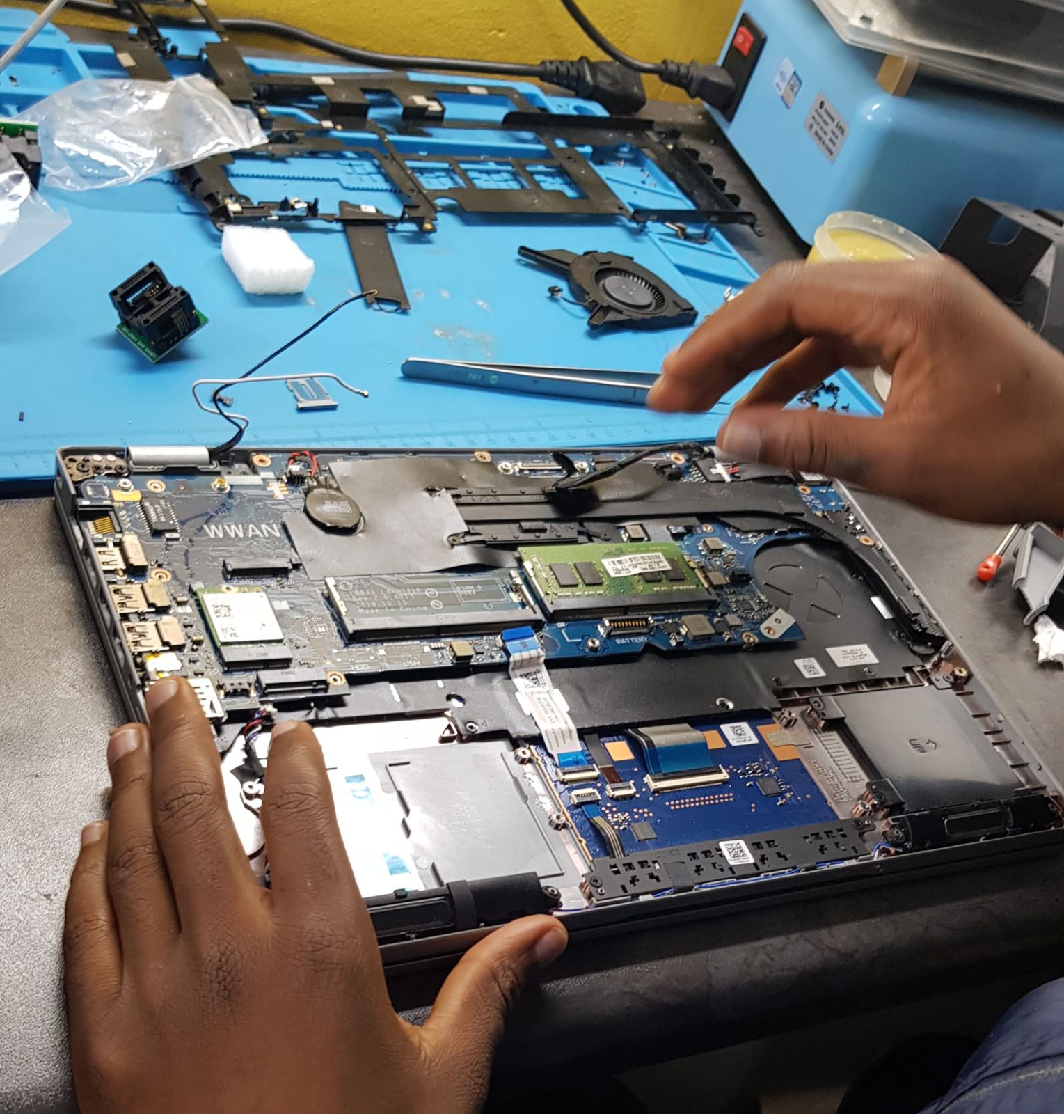 Save Your Laptop (and Your Money): The Power of Board-Level Repairs